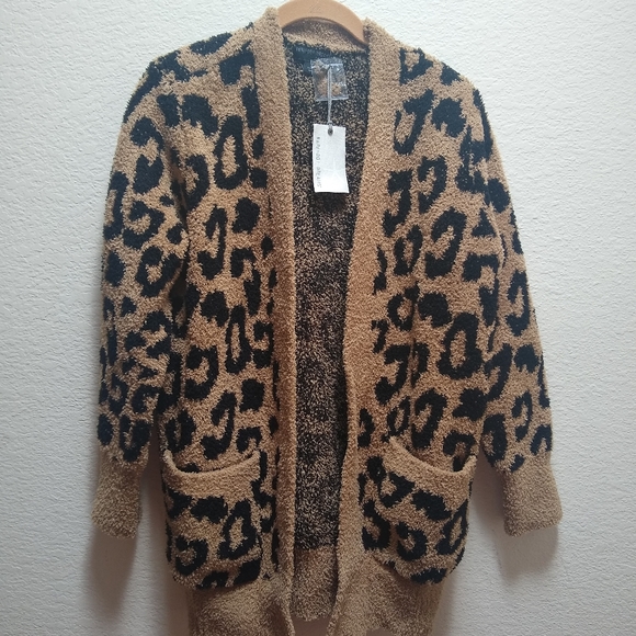 Barefoot Dreams Sweaters - Barefoot Dreams Cozy Chic Leopard Cardigan Sweater